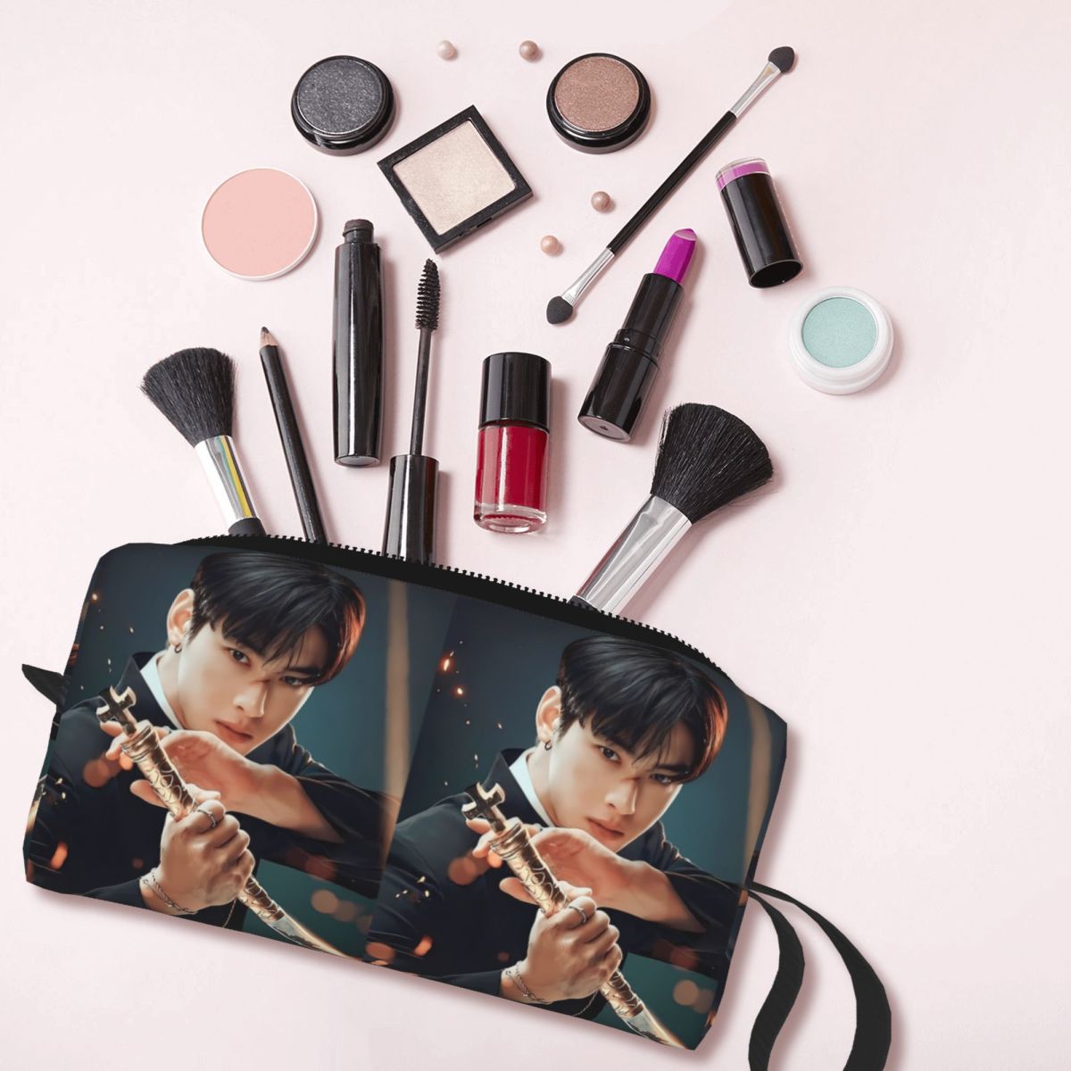 Cha Eunwoo – trousse à crayons - Stationery And Office Supply Chain avis et prix